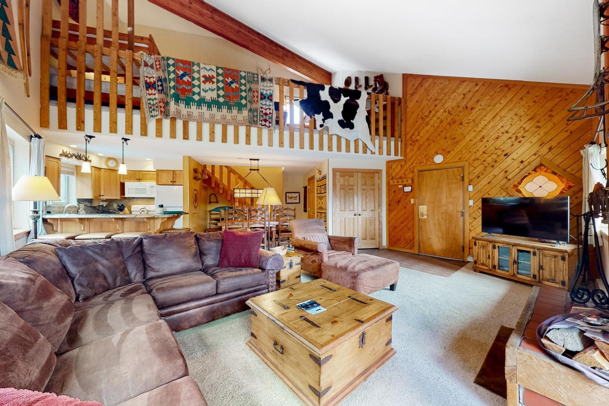 Pine Ridge Condos ブリッケンリッジ 部屋 写真